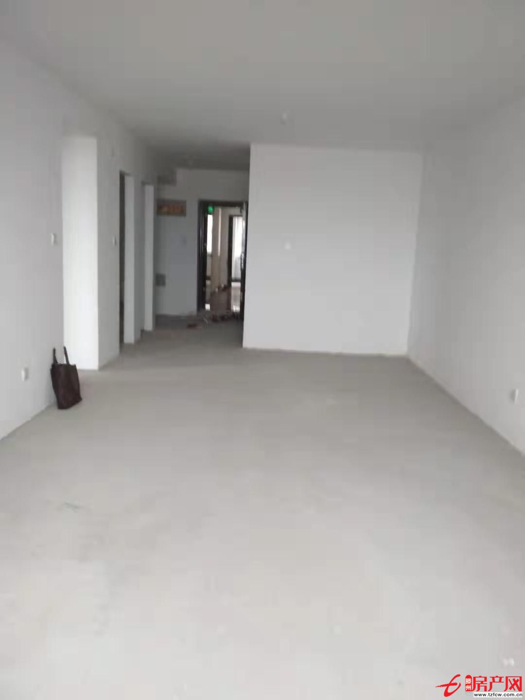 金河湾河景房，靠近荆河公园，实验小学学区