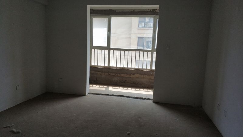 学区房，户型好，楼层佳，居住环境内外优美