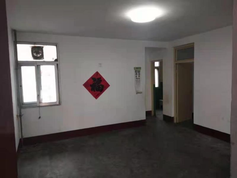 交警公寓宿舍3室普通装修3室1厅1卫86m2850元/月
