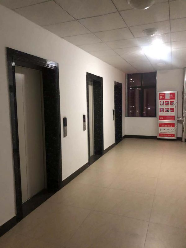 精装修1室1厅1卫58m21500元/月