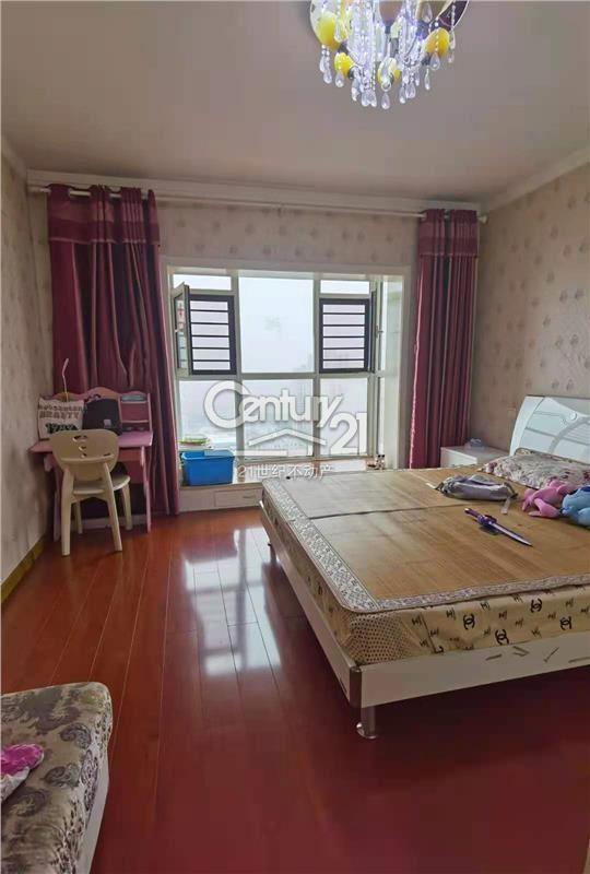 海上明月 精装修3室2厅1卫120m2133万元