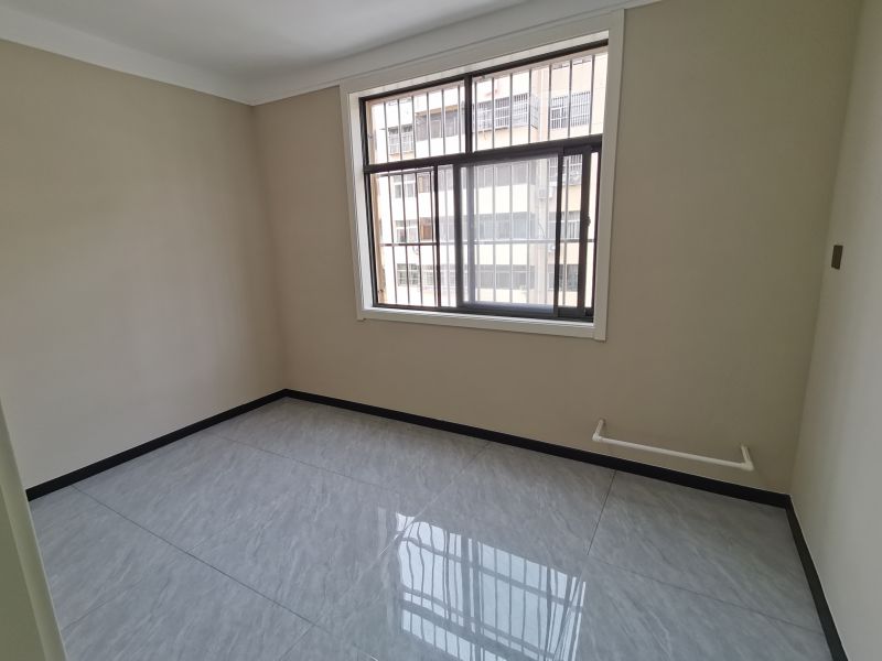 安居小区  3室1厅1卫81.5m282.8万元