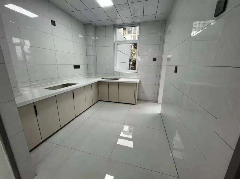 人和蓝湾   2室2厅1卫96m2107万元