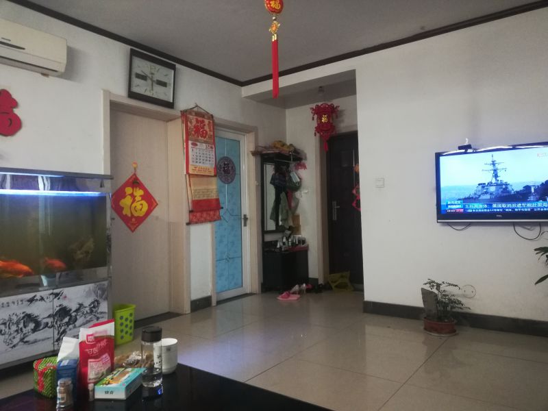 普通装修3室1厅1卫88m21300元/月