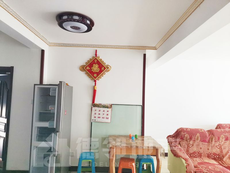 育才嘉苑  4室3厅2卫195m22200元/月