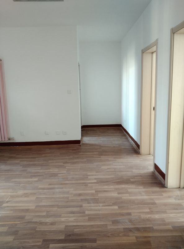 普通装修2室1厅1卫74m241万元