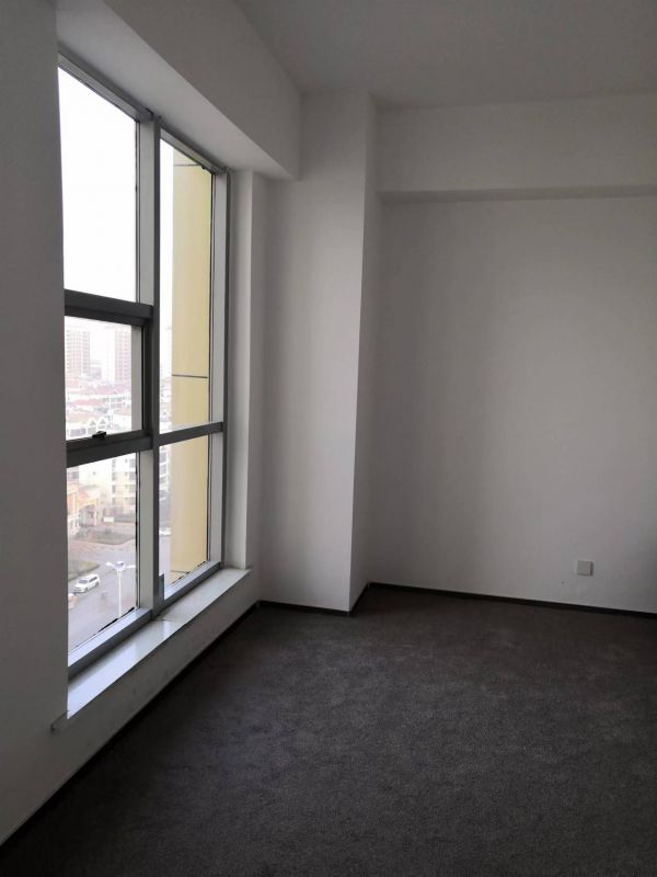 普通装修1室0厅0卫50m2750元/月