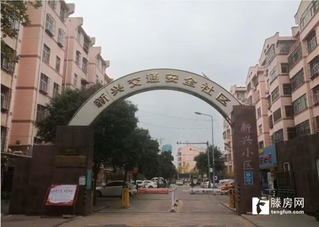 新兴北区，普通装修3室2厅1卫96m21500元/月